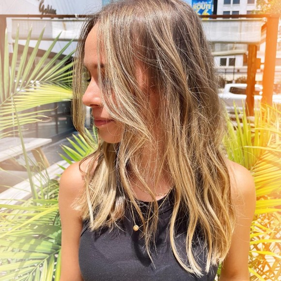 Meet your Posher, Hailey - Picture 1 of 1